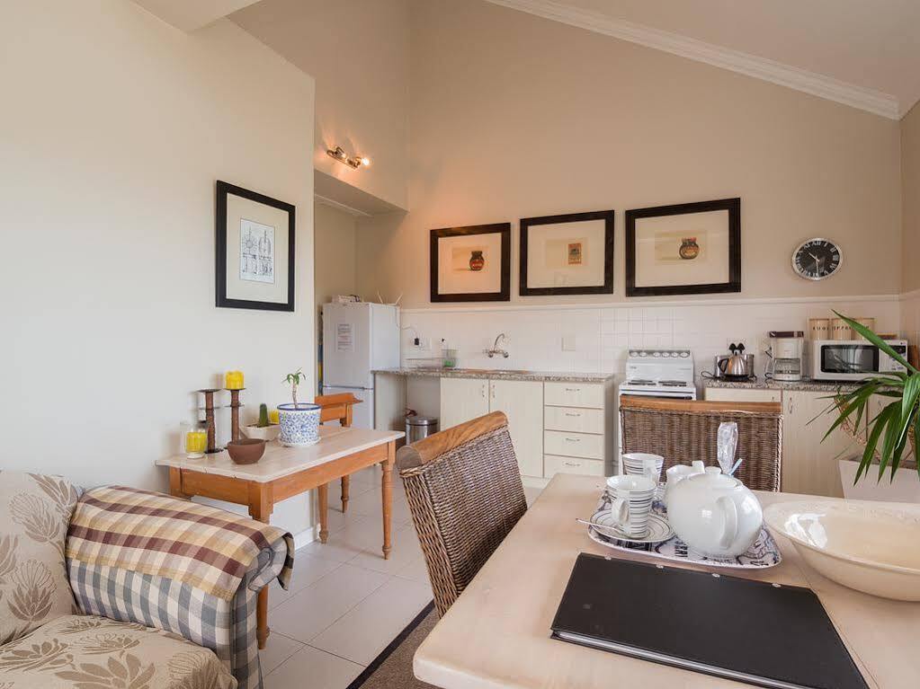 Guadeloupe Self Catering Apartment Knysna Exterior photo